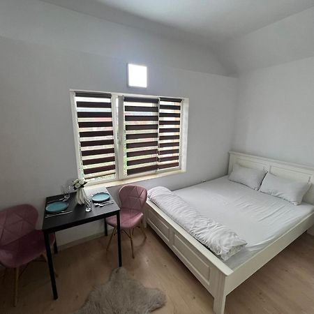 Compact House Apartamento Cluj-Napoca Exterior foto