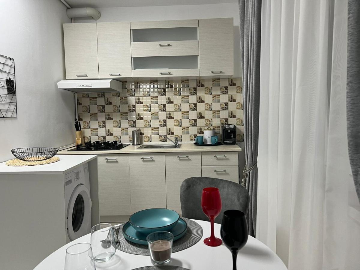 Compact House Apartamento Cluj-Napoca Exterior foto