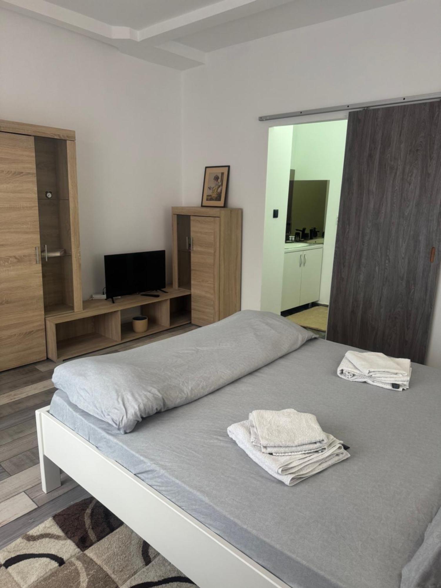 Compact House Apartamento Cluj-Napoca Exterior foto